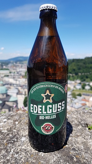 Edelguss Bio Helles 4,9%, Hof bei Salzburg Gusswerk