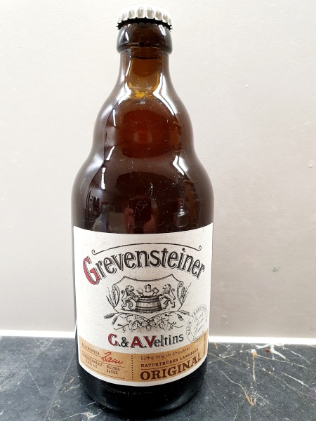 Grevensteiner C&A.Veltins, Original Naturtrübes Landbier, Hell 5,2% производство Meschede-Grevenstein, Deutschland